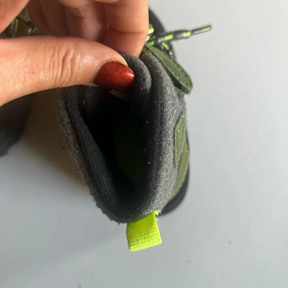 Carter's Size 6 Green and Gray Kids Toddler Boots